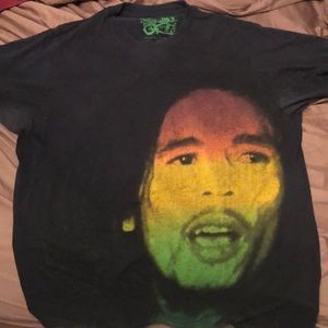 Bob Marley t-shirt